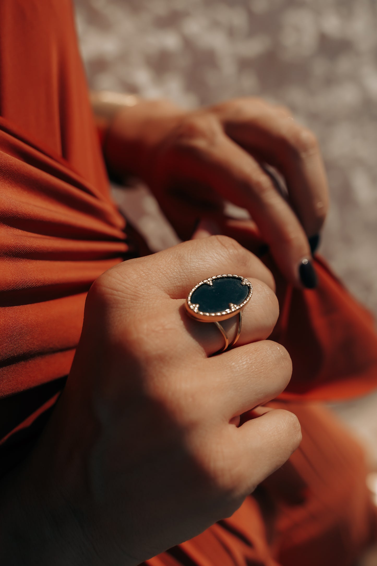 Varenna | Bague en acier inoxydable et pierre naturelle | Onyx | Doré