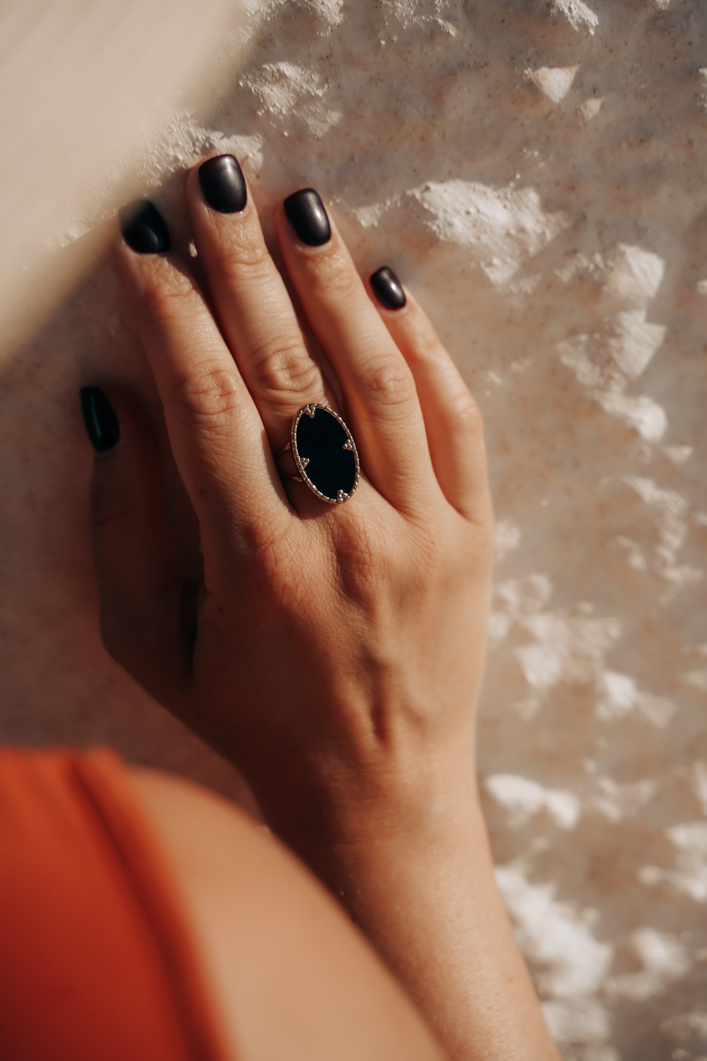 Varenna | Bague en acier inoxydable et pierre naturelle | Onyx | Doré