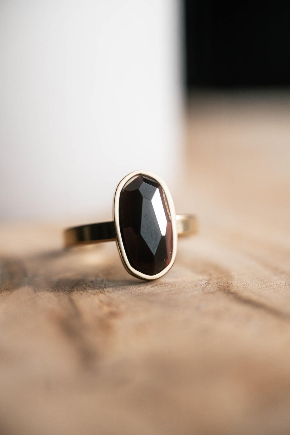 Kingston | Bague en acier inoxydable et pierre naturelle | Œil de Taureau | Doré