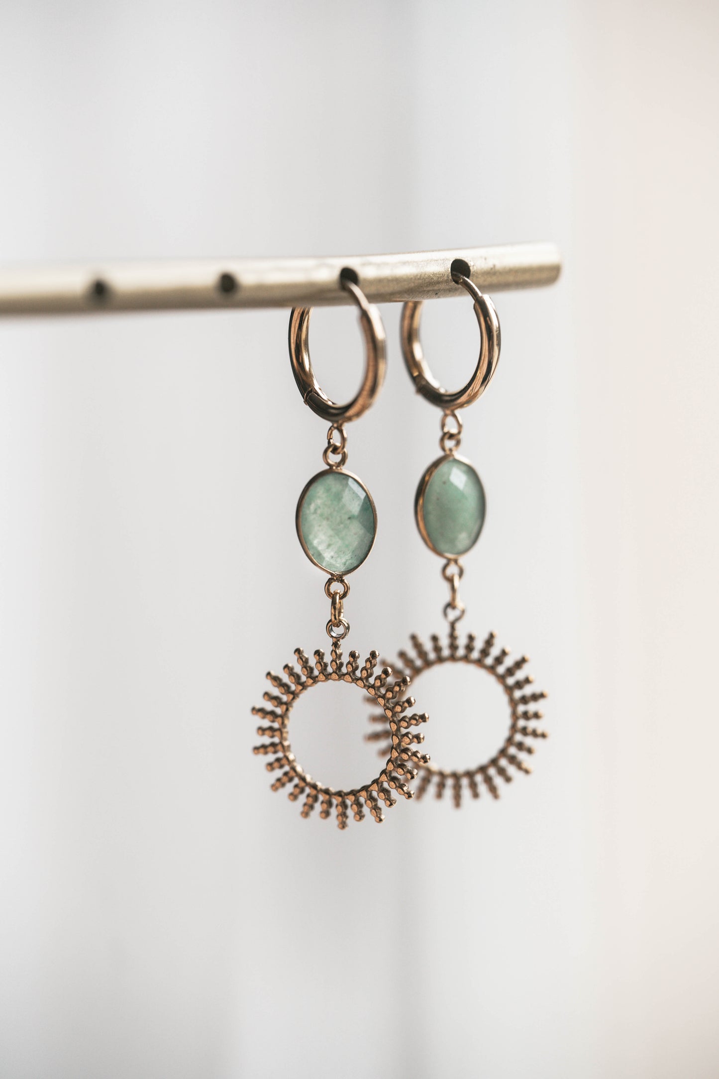 Sintra | Boucles d'oreilles en acier inoxydable et pierres naturelles | Aventurine verte | Doré