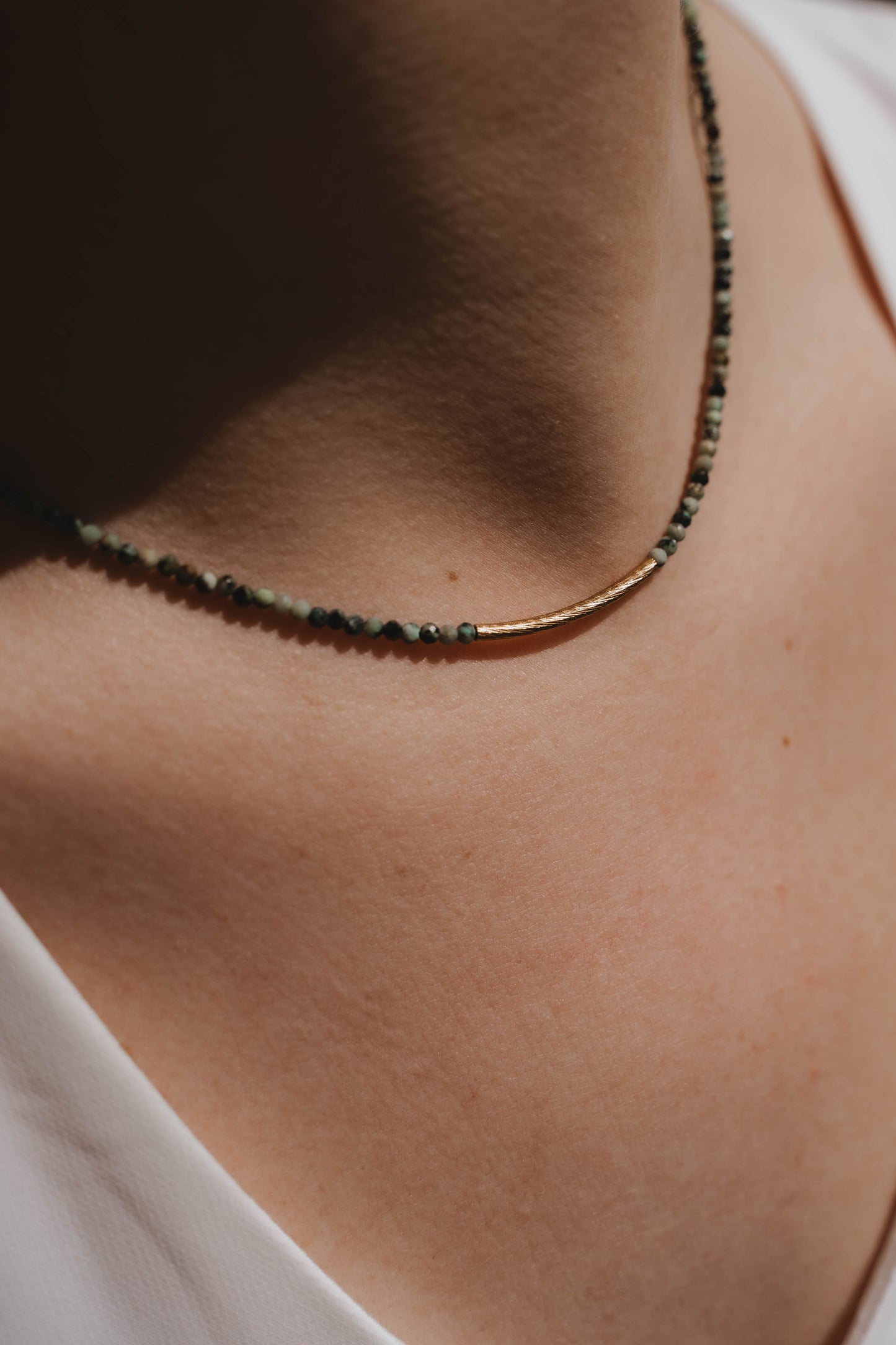 Oman | Collier en acier inoxydable et pierres naturelles | Turquoise Africaine | Doré