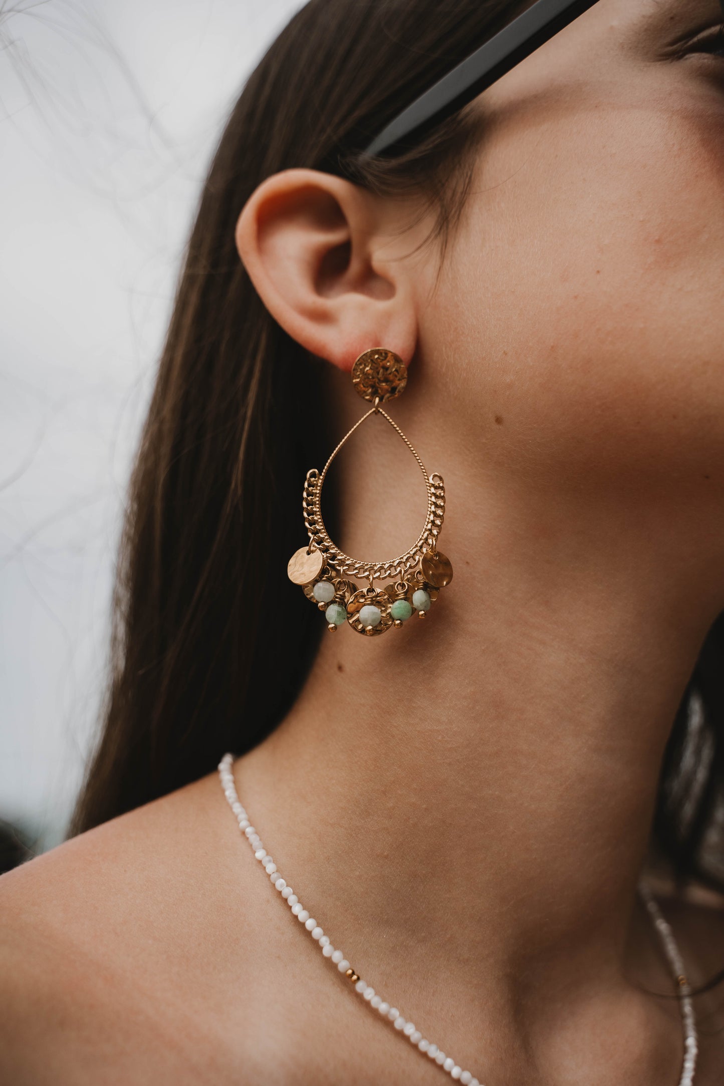 Noosa | Boucles d'oreilles en acier inoxydable et pierres naturelles | Emeraude | Doré