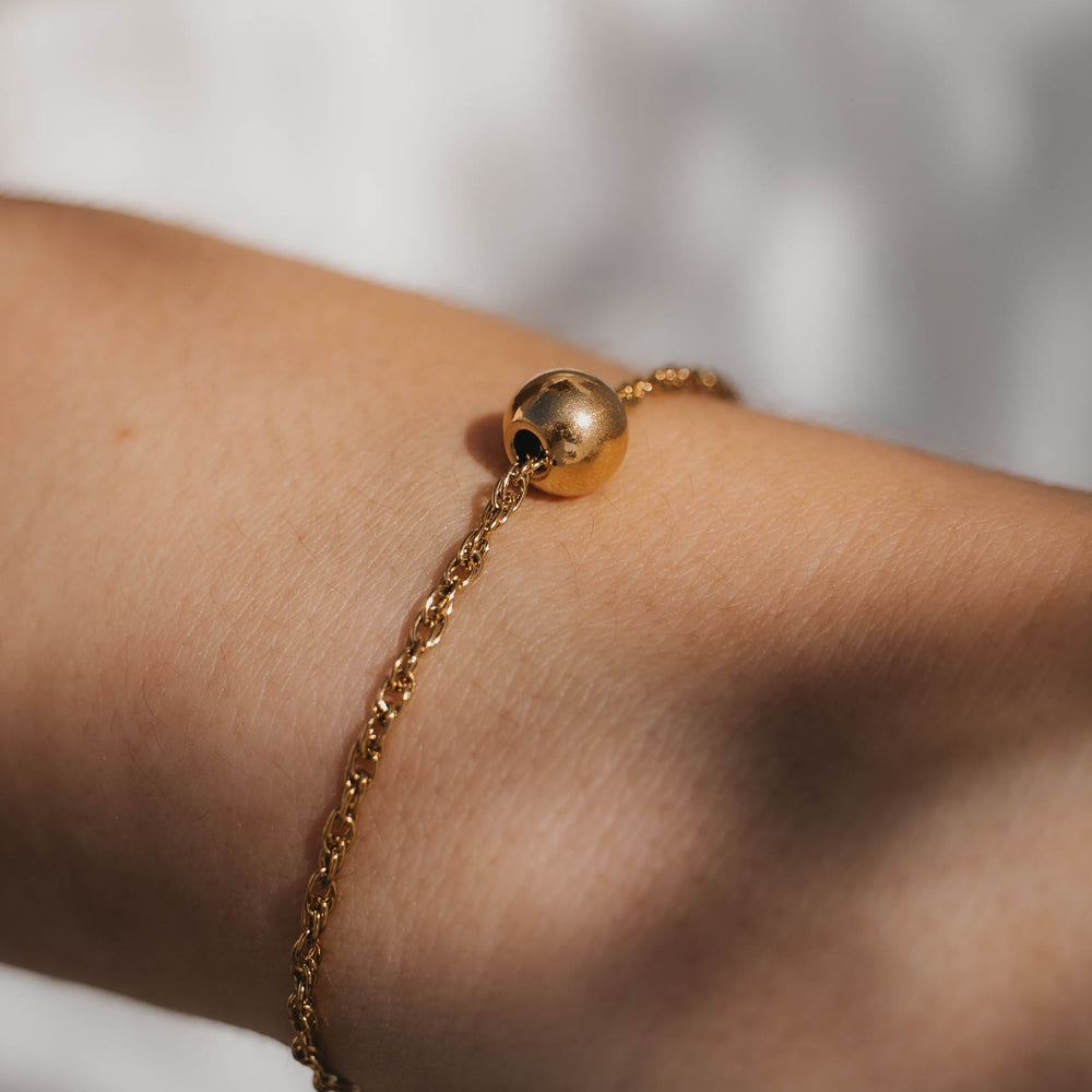 
                      
                        Denver | Bracelet en acier inoxydable | Doré
                      
                    