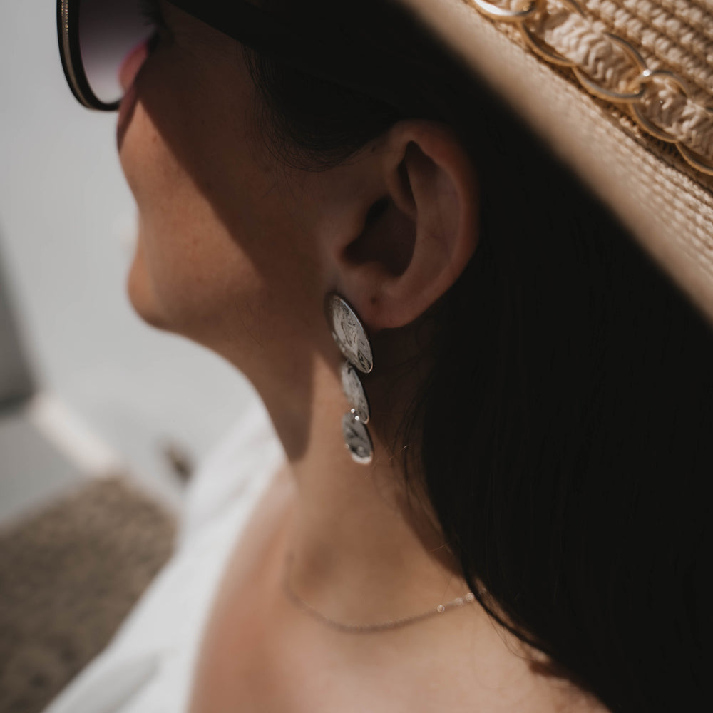 
                      
                        Malé | Boucles d'oreilles en acier inoxydable | Argenté
                      
                    