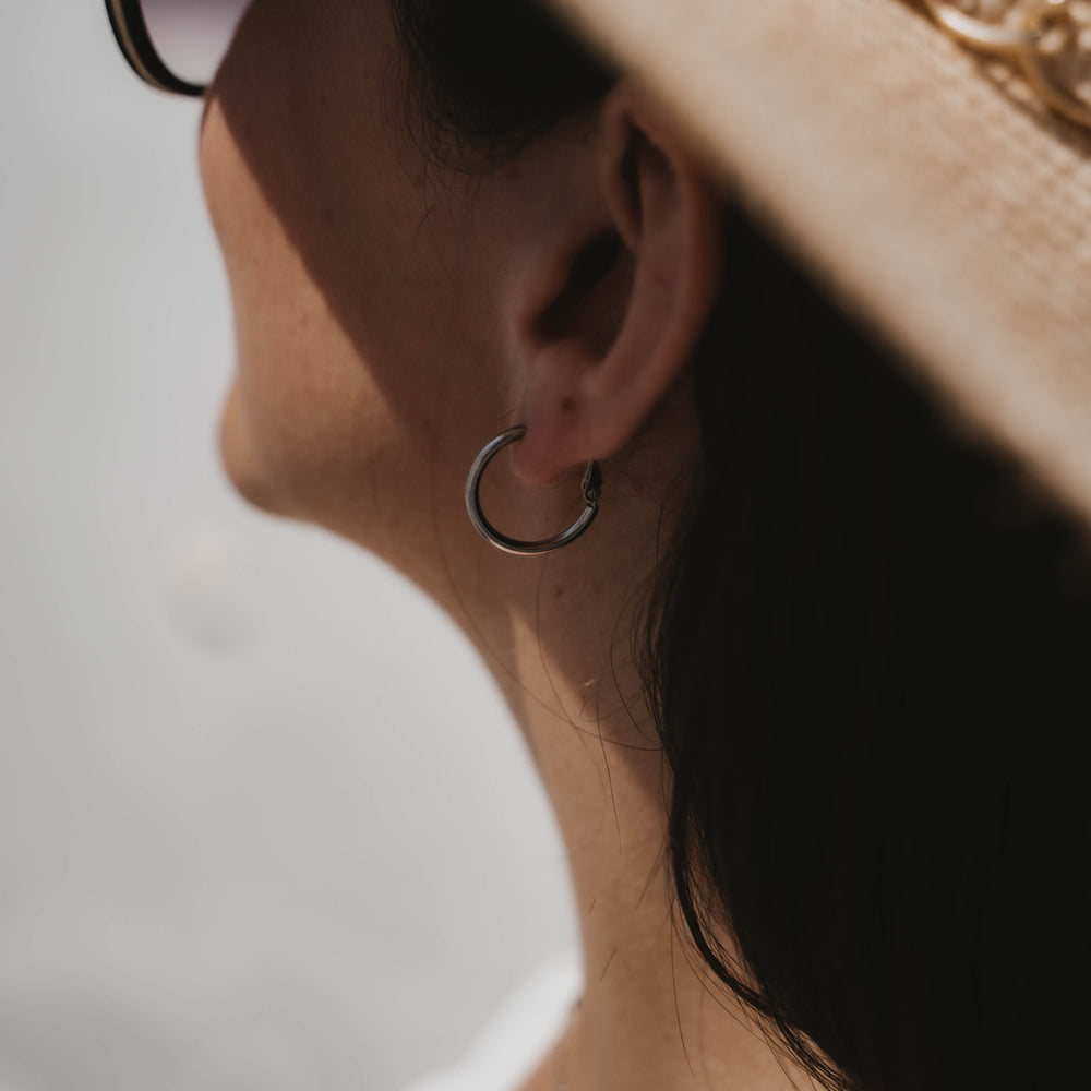 Chicago | Boucles d'oreilles / créoles en acier inoxydable | 2cm | Argenté