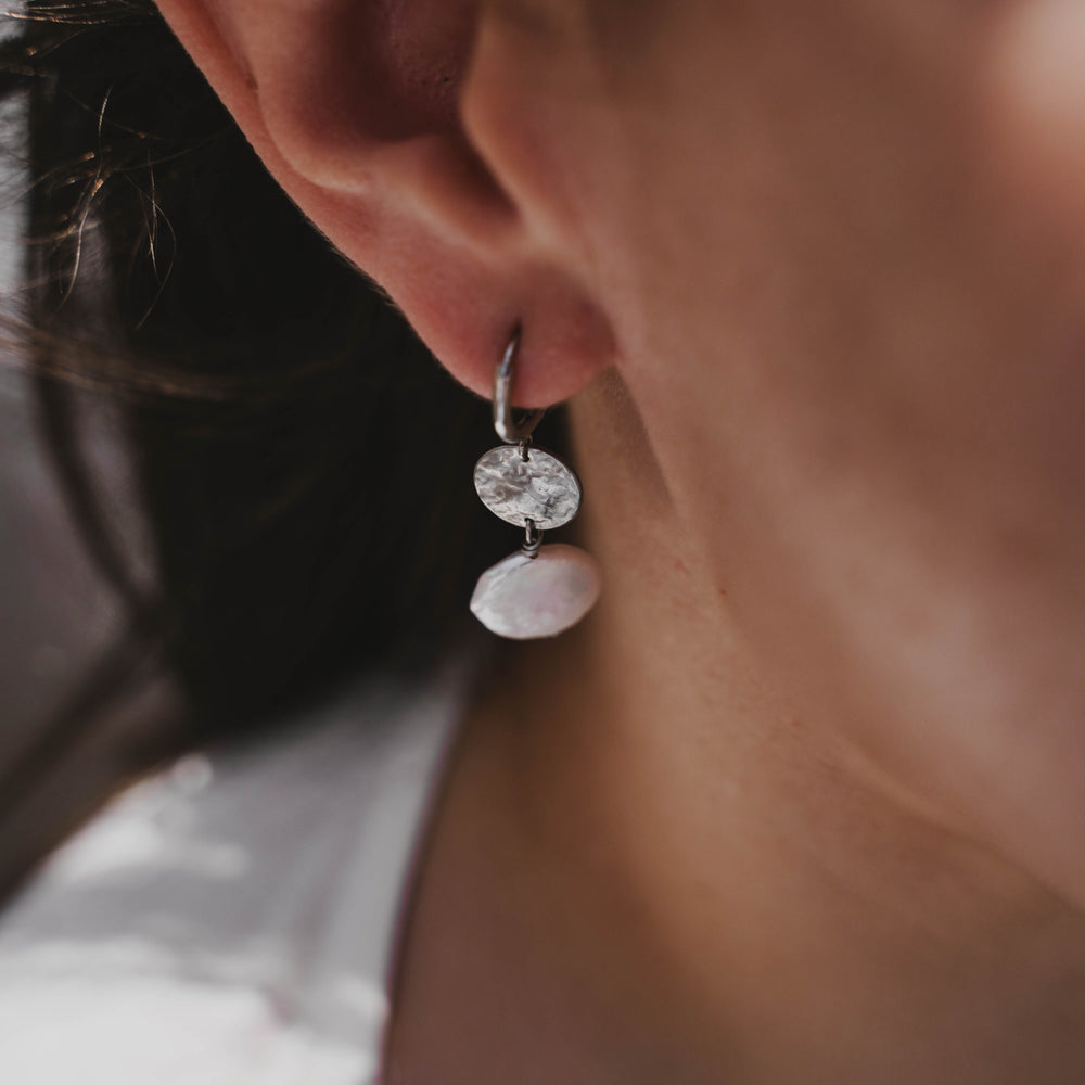 Paros | Boucles d'oreilles en acier inoxydable et pierres naturelles | Perles de culture | Argenté