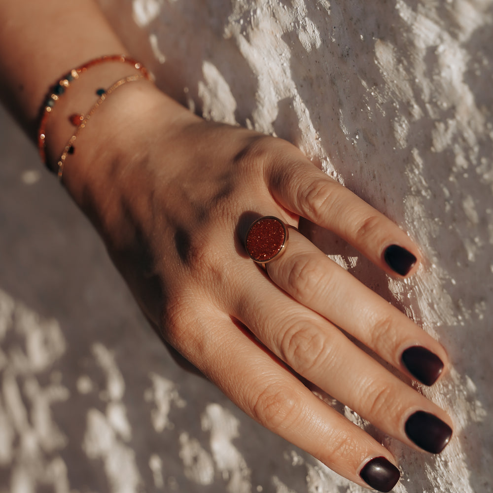 
                      
                        Naples | Bague en acier inoxydable et pierre naturelle | Doré
                      
                    