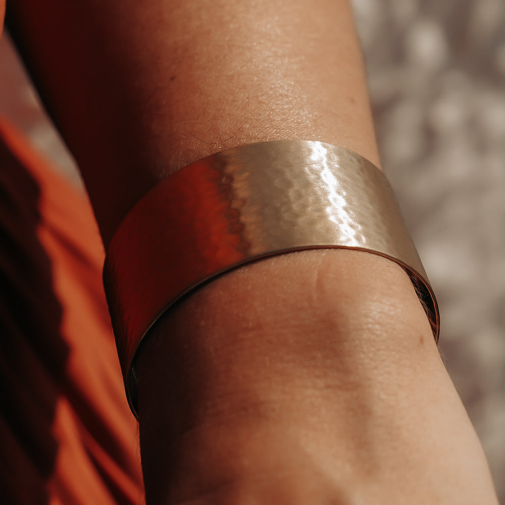 
                      
                        Etna | Bracelet / jonc en acier inoxydable | Doré
                      
                    