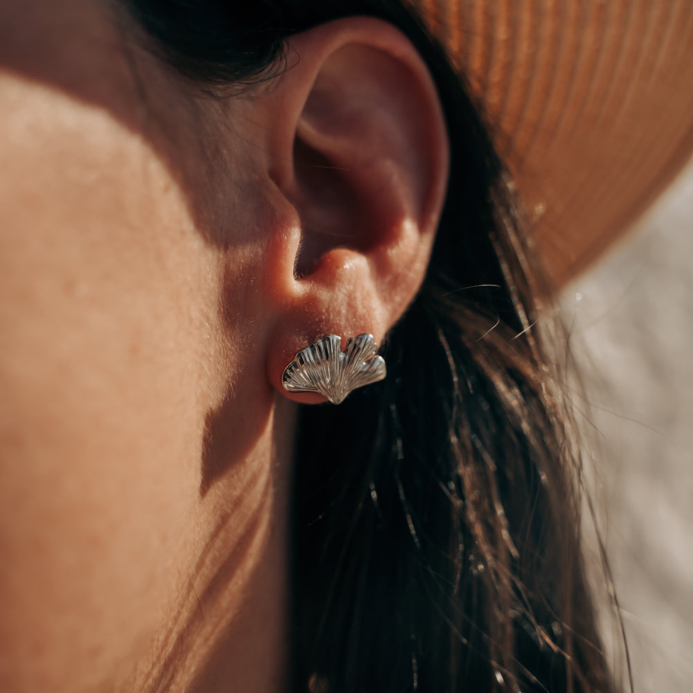 
                      
                        Es Vedra | Boucles d'oreilles / puces en acier inoxydable | Argenté
                      
                    