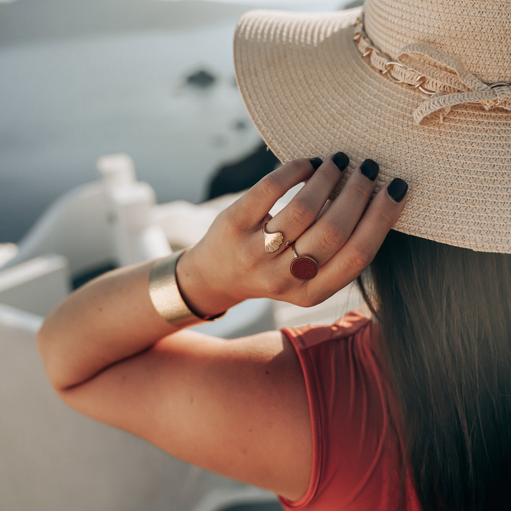 
                      
                        Etna | Bracelet / jonc en acier inoxydable | Doré
                      
                    