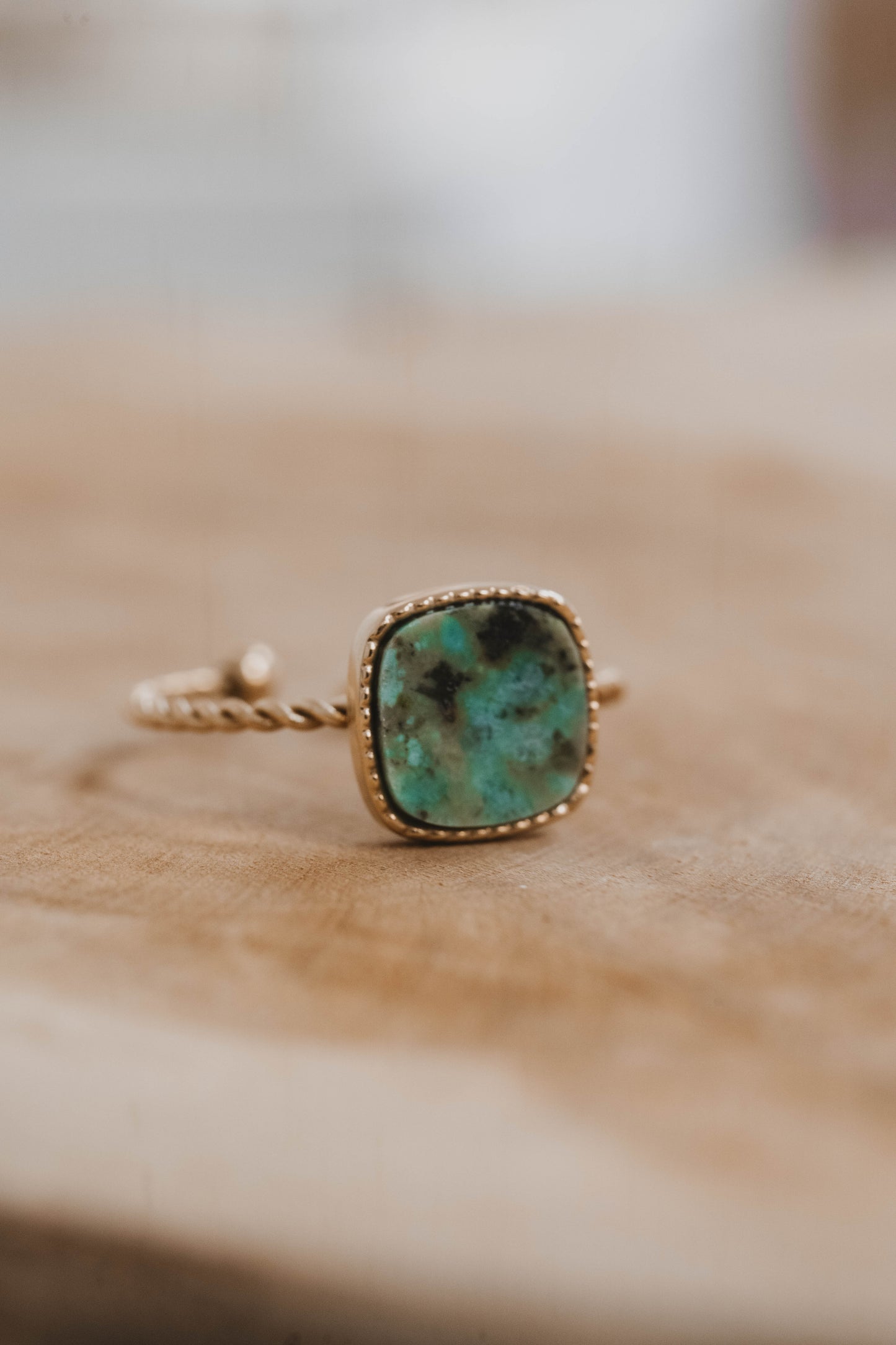 Izmir | Bague en acier inoxydable et pierre naturelle | Turquoise Africaine | Doré