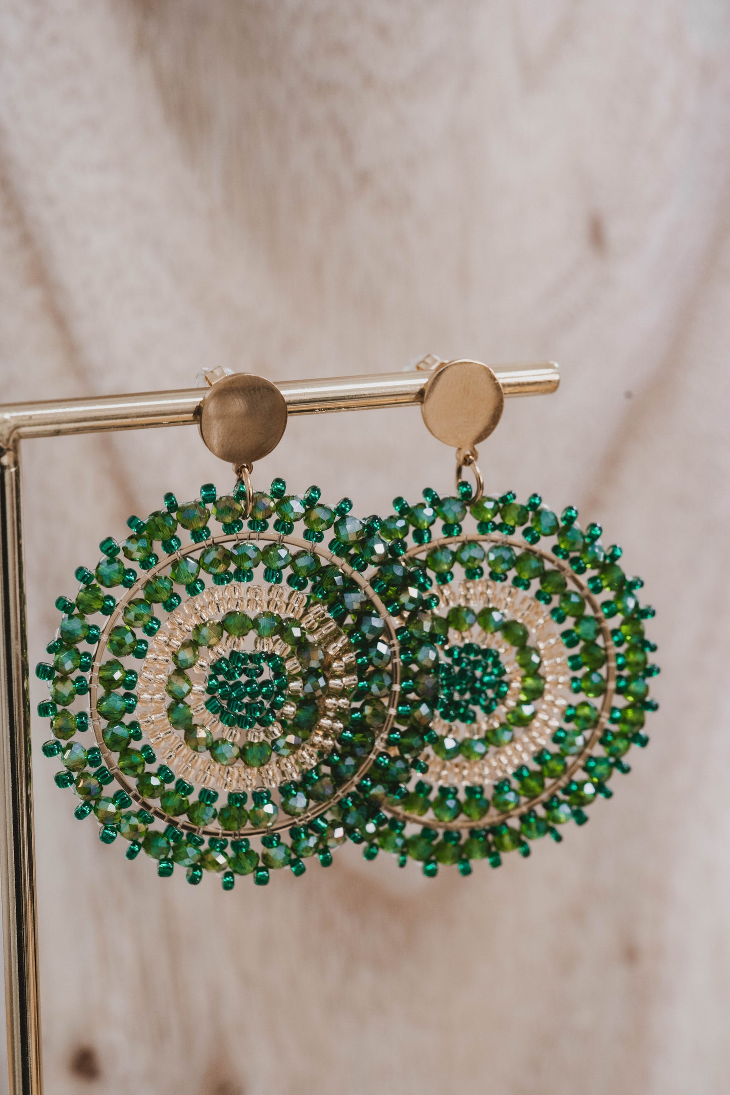 Bastia | Boucles d'oreilles en acier inoxydable | Perles vertes | Doré