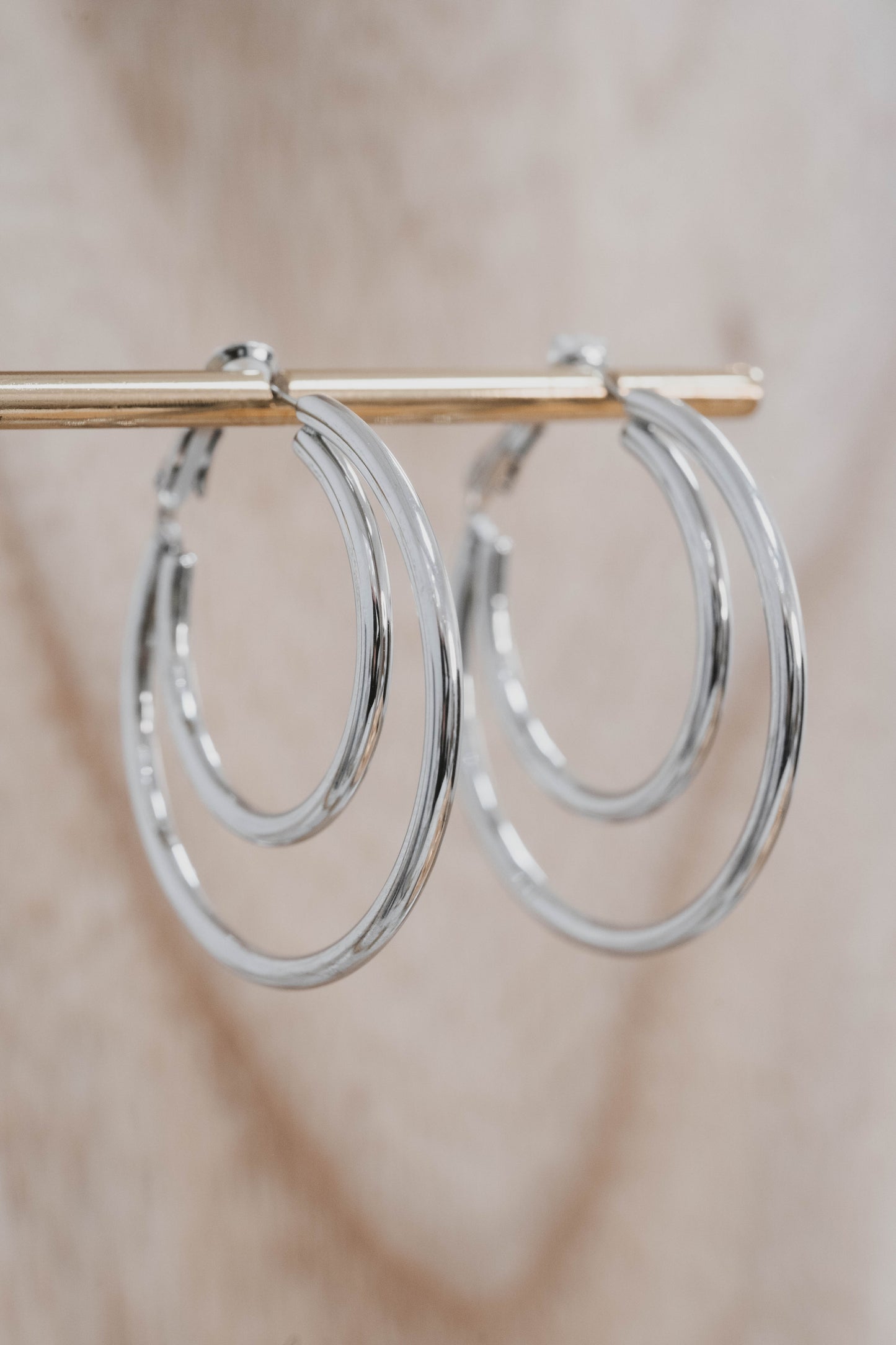 Sarajevo | Boucles d'oreilles/créoles en acier inoxydable | Argenté