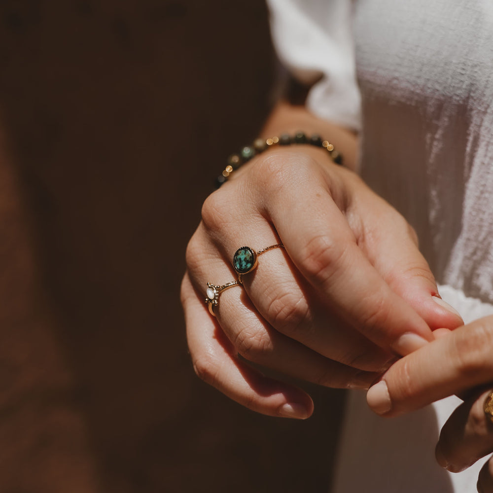 
                      
                        Bague acier inoxydable et pierre naturelle Nacre - Bombay
                      
                    