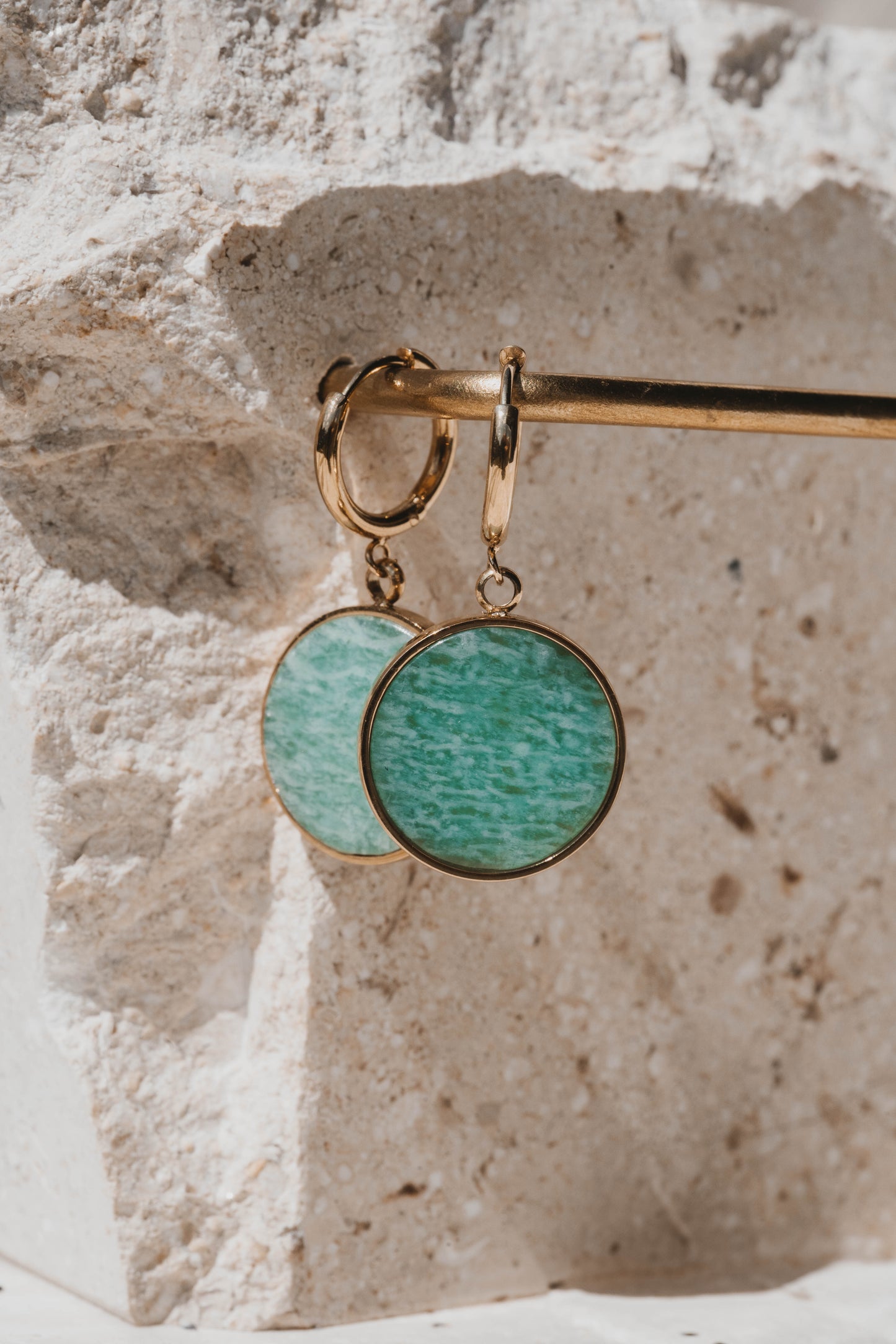 Naples | Boucles d'oreilles en acier inoxydable et pierre naturelle | Amazonite | Doré