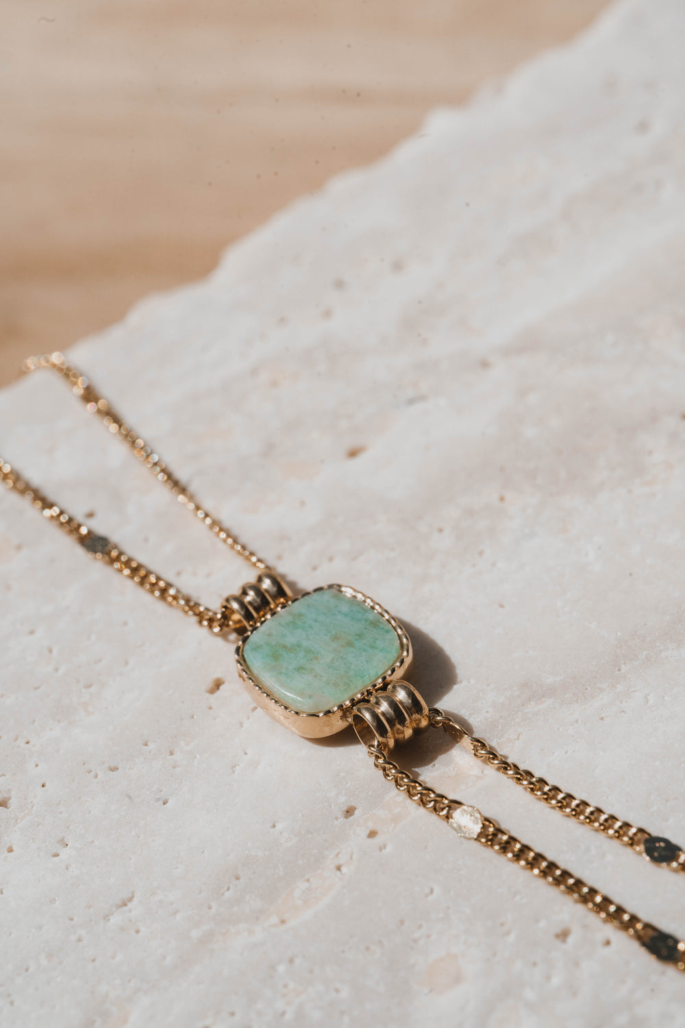 Izmir | Bracelet en acier inoxydable et pierres naturelles | Amazonite | Doré