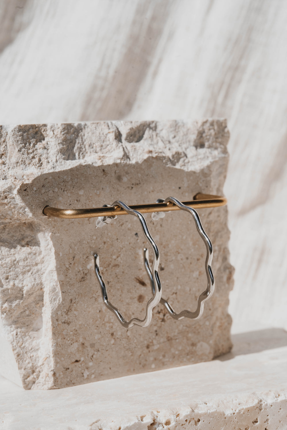 Cassis | Boucles d'oreilles / Créoles en acier inoxydable | Argenté