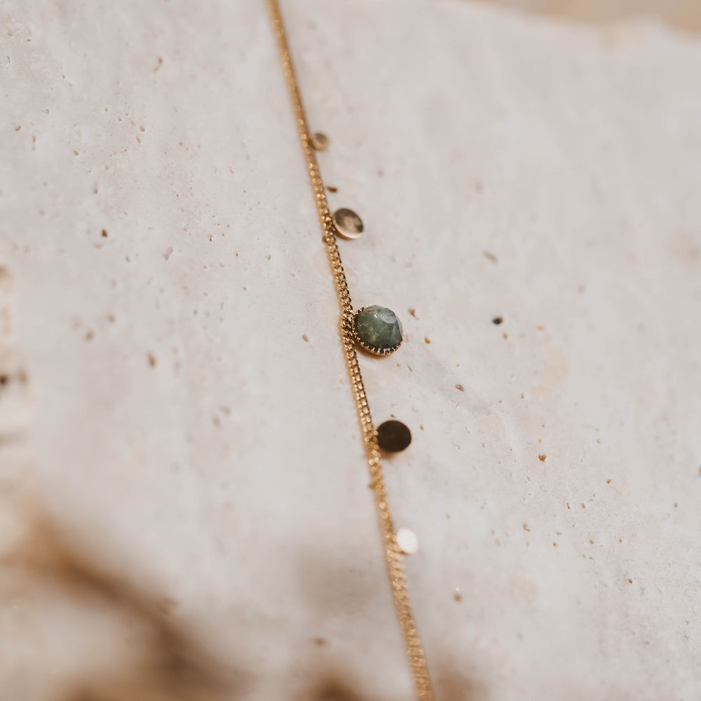 Syros | Bracelet en acier inoxydable et pierre naturelle | Jaspe verte | Doré