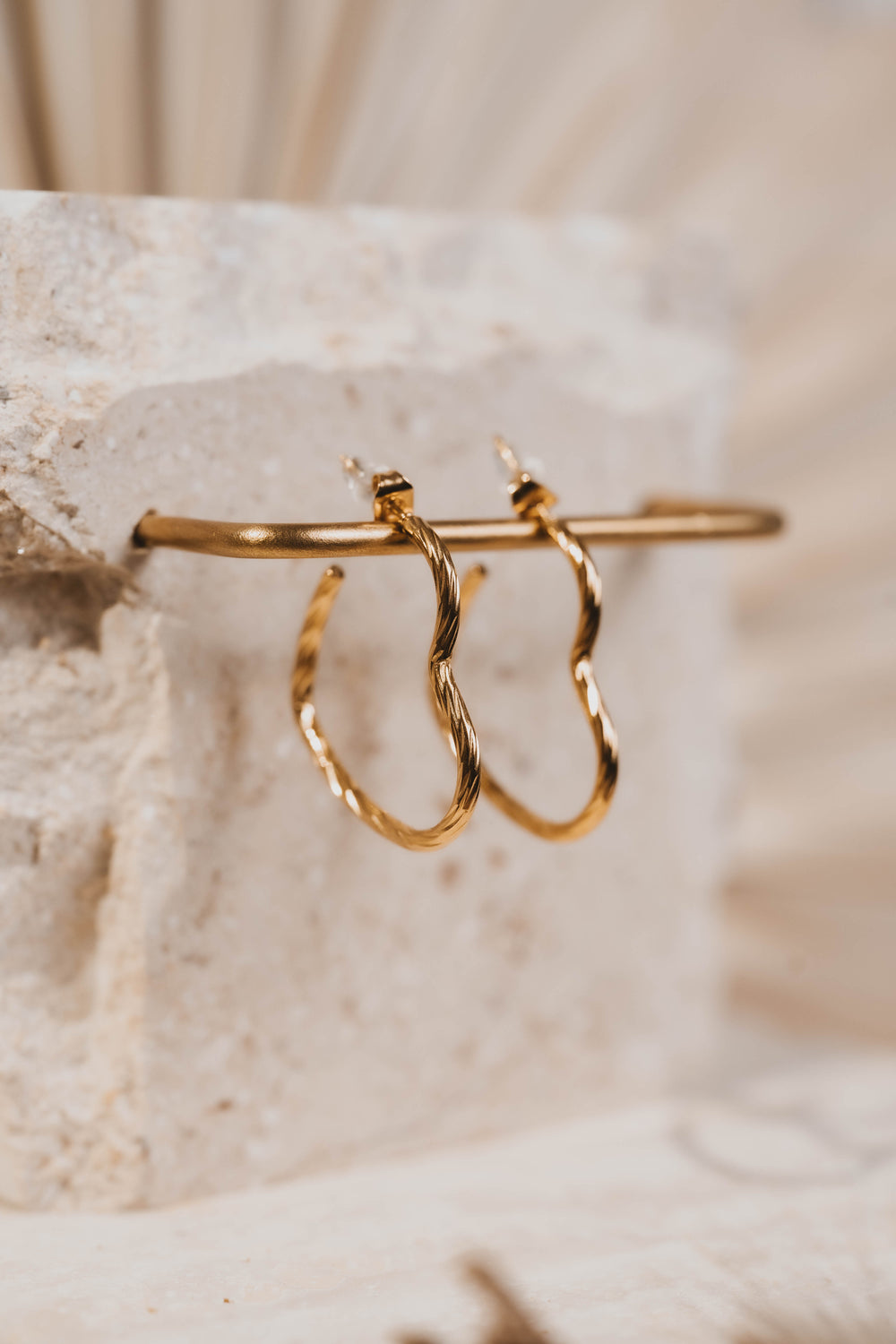 Fira | Boucles d'oreilles / créoles en acier inoxydable | Doré