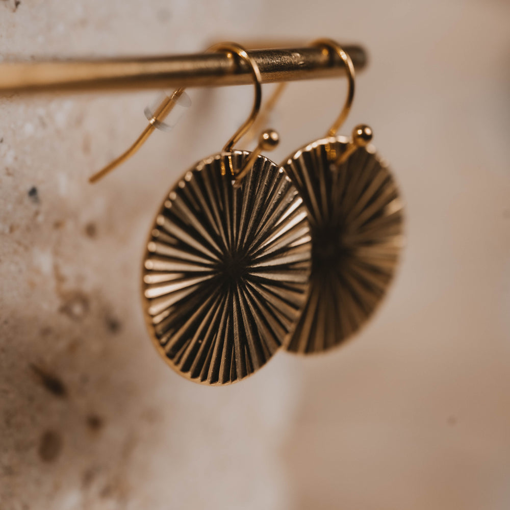 
                      
                        Formentera | Boucles d'oreilles en acier inoxydable | Doré
                      
                    