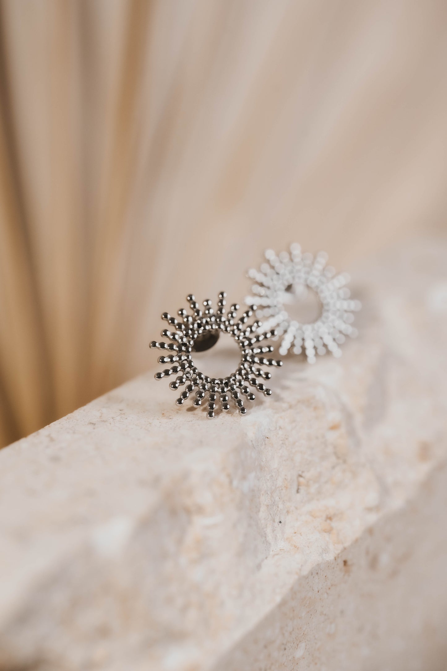 Hélios | Boucles d'oreilles/puces en acier inoxydable | Argenté