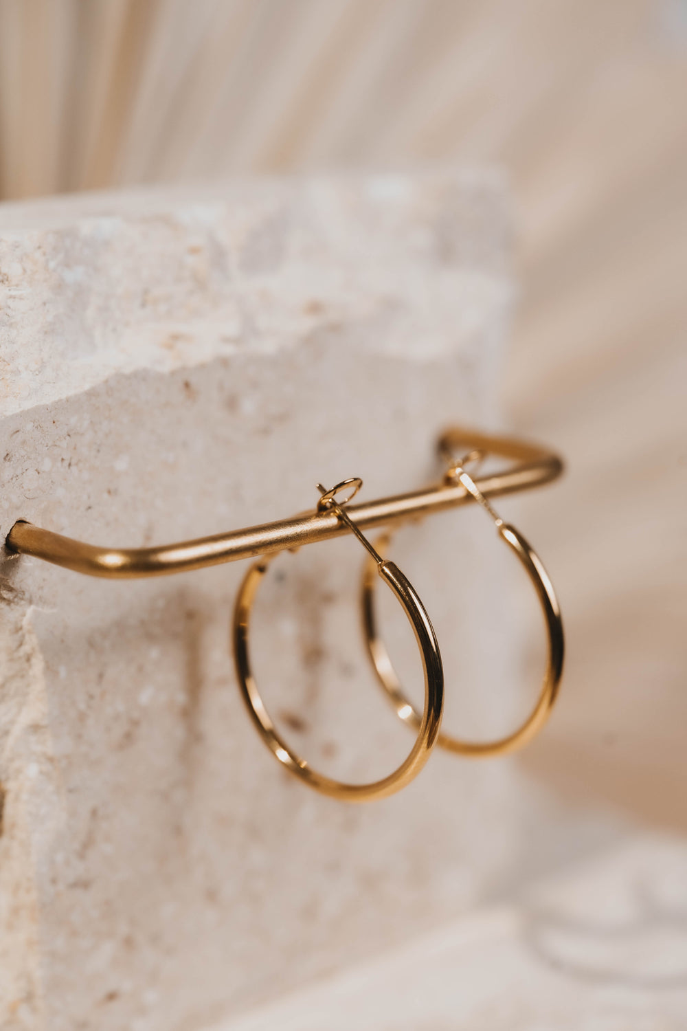 Chicago | Boucles d'oreilles / créoles en acier inoxydable  | 3 cm | Doré