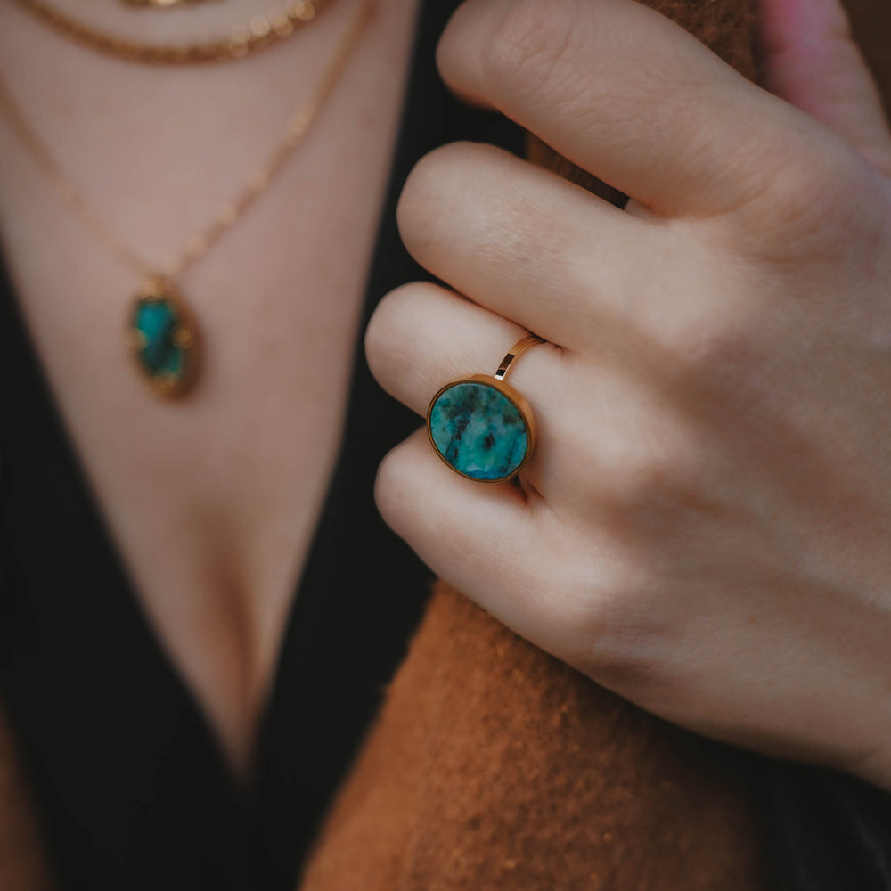 Naples | Bague ronde en acier inoxydable et en pierre naturelle | Turquoise Africaine