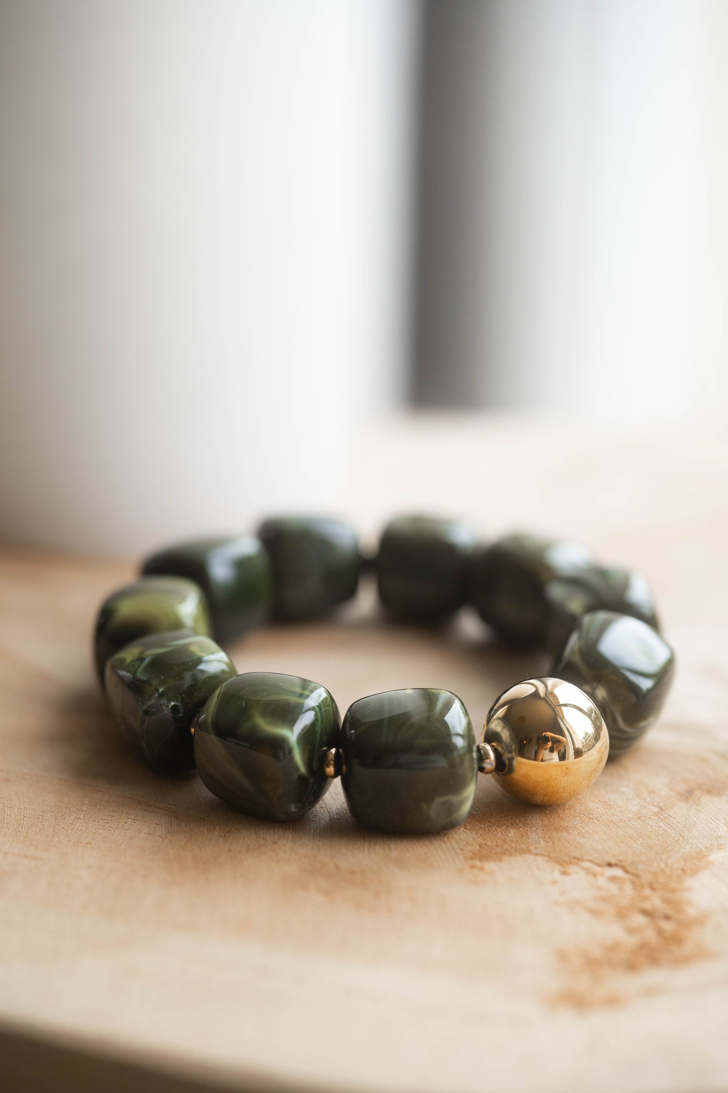 Agafay | Bracelet élastique | Vert foncé | Doré