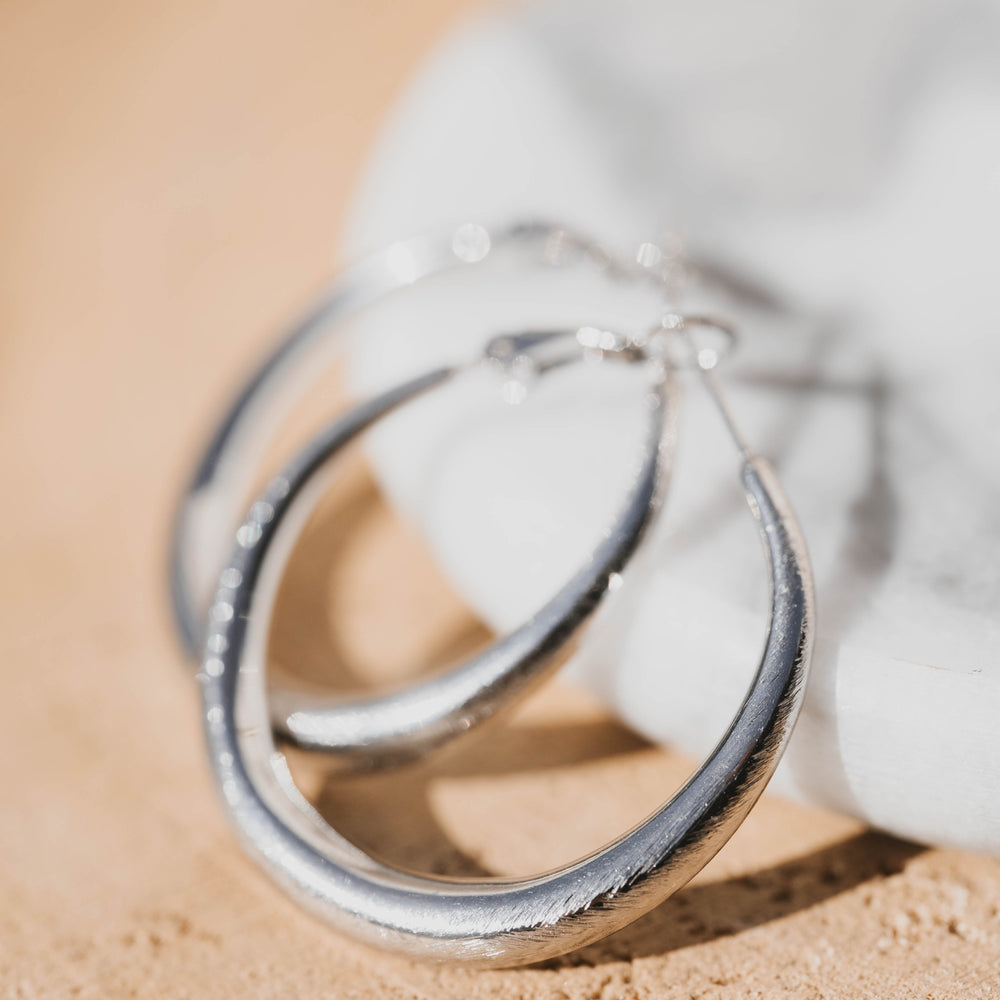 
                      
                        Rosario | Boucles d'oreilles / créoles en acier inoxydable | 3,5cm | Argenté
                      
                    