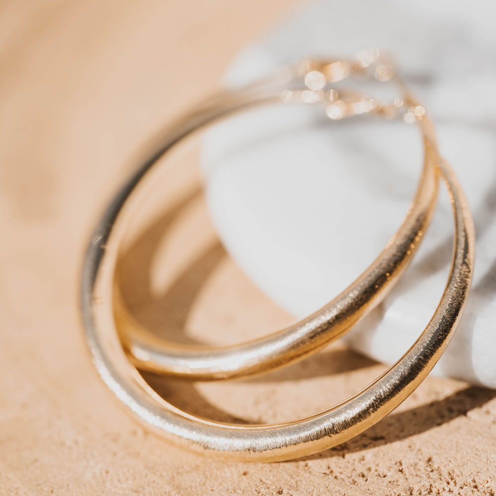 
                      
                        Rosario | Boucles d'oreilles  / créoles en acier inoxydable | 5,5cm | Doré
                      
                    