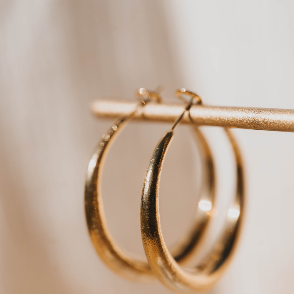 
                      
                        Rosario | Boucles d'oreilles / créoles en acier inoxydable | 3,5cm | Doré
                      
                    