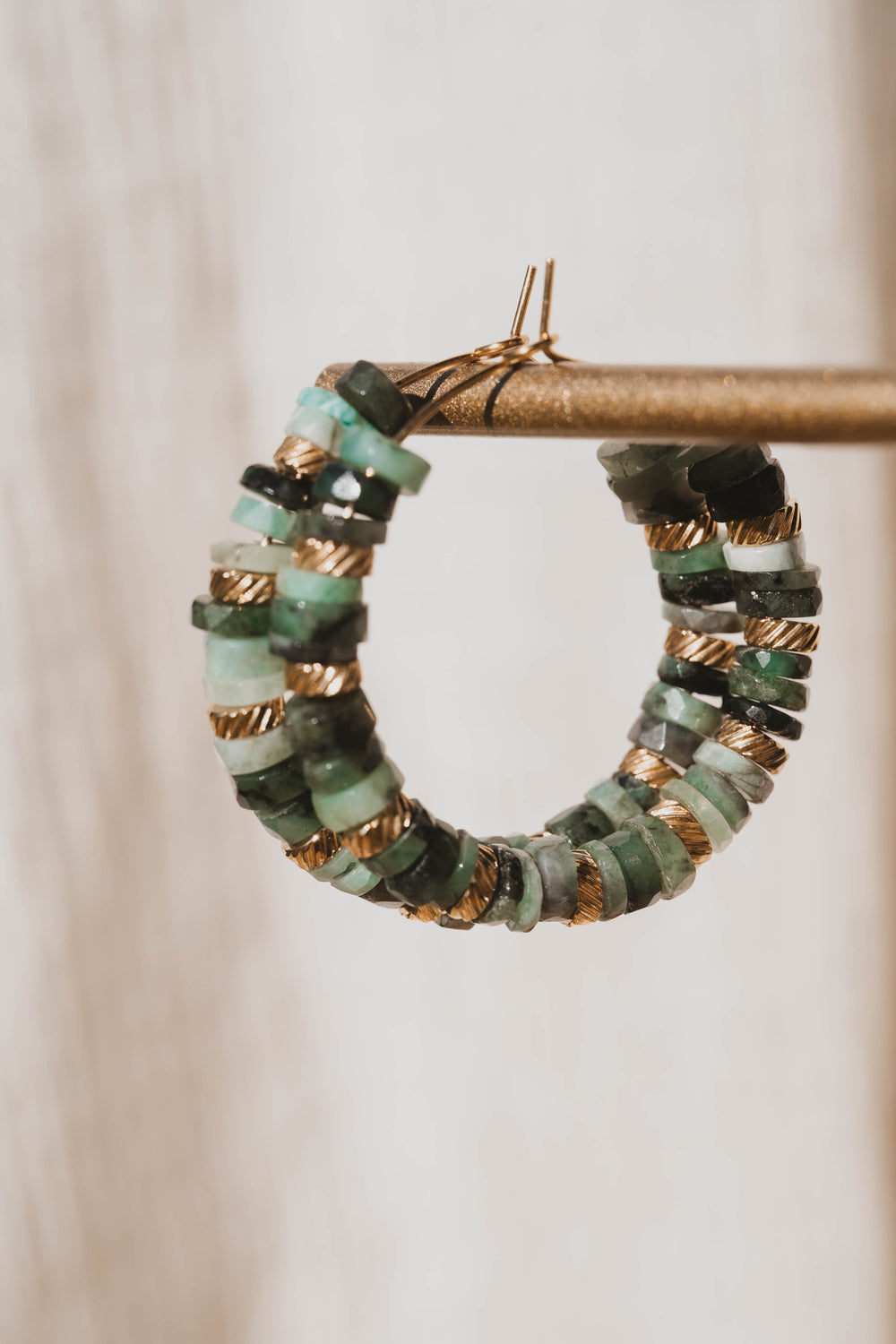 Barbade | Boucles d'oreilles / créoles en acier inoxydable et pierres naturelles | Emeraude | Doré