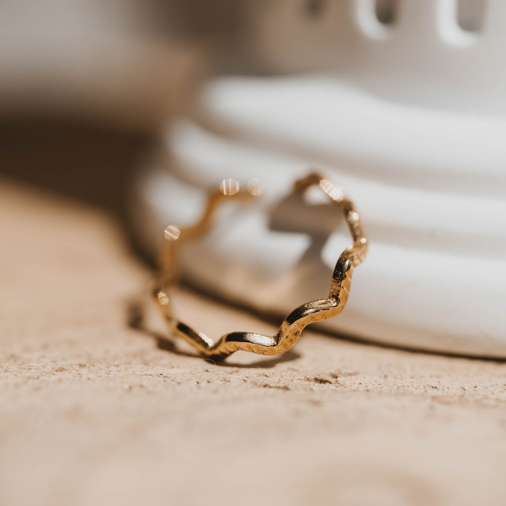 
                      
                        Lisbonne | Bague en acier inoxydable | Doré
                      
                    