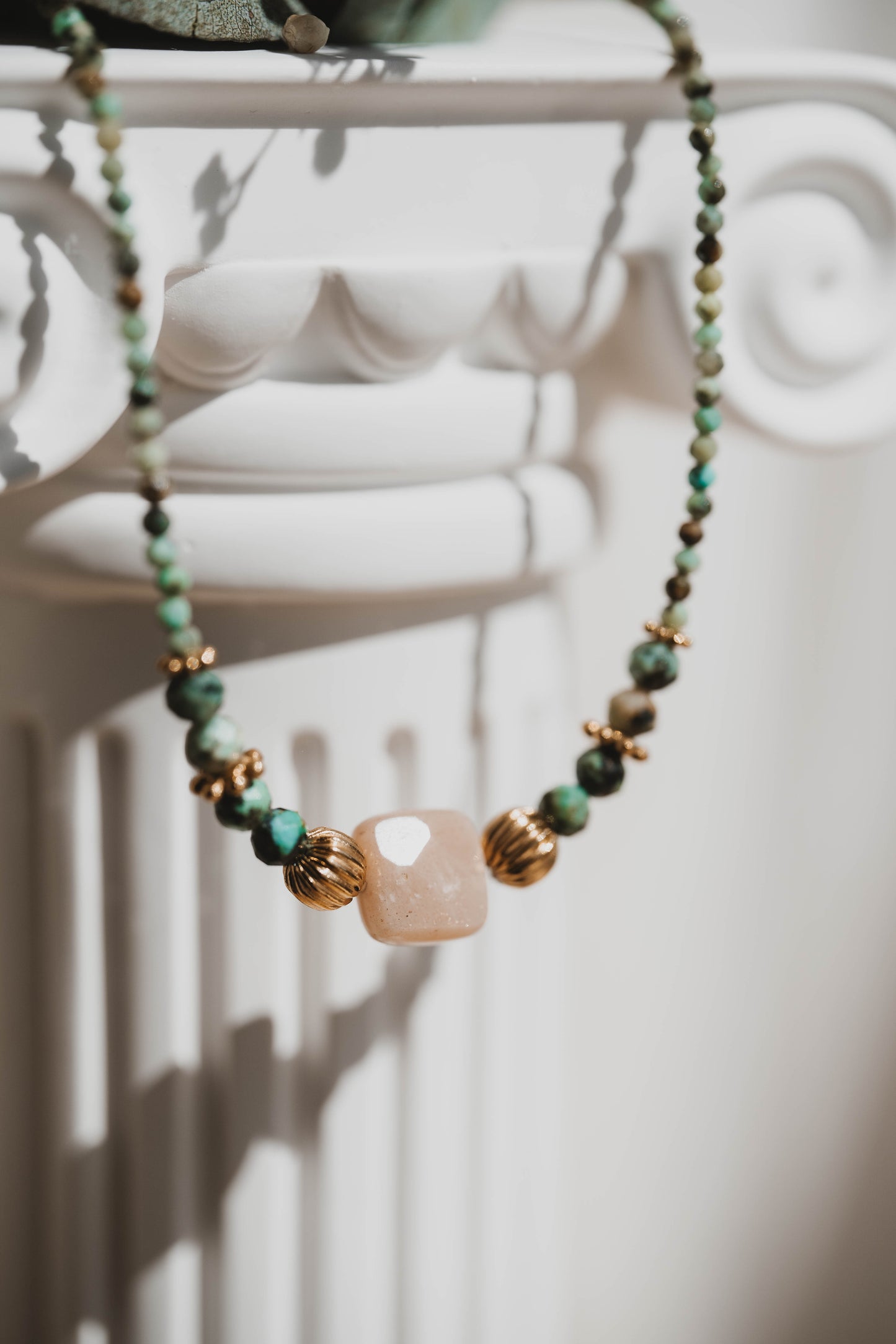 Le Caire | Collier en acier inoxydable et pierres naturelles | Turquoise Africaine | Doré