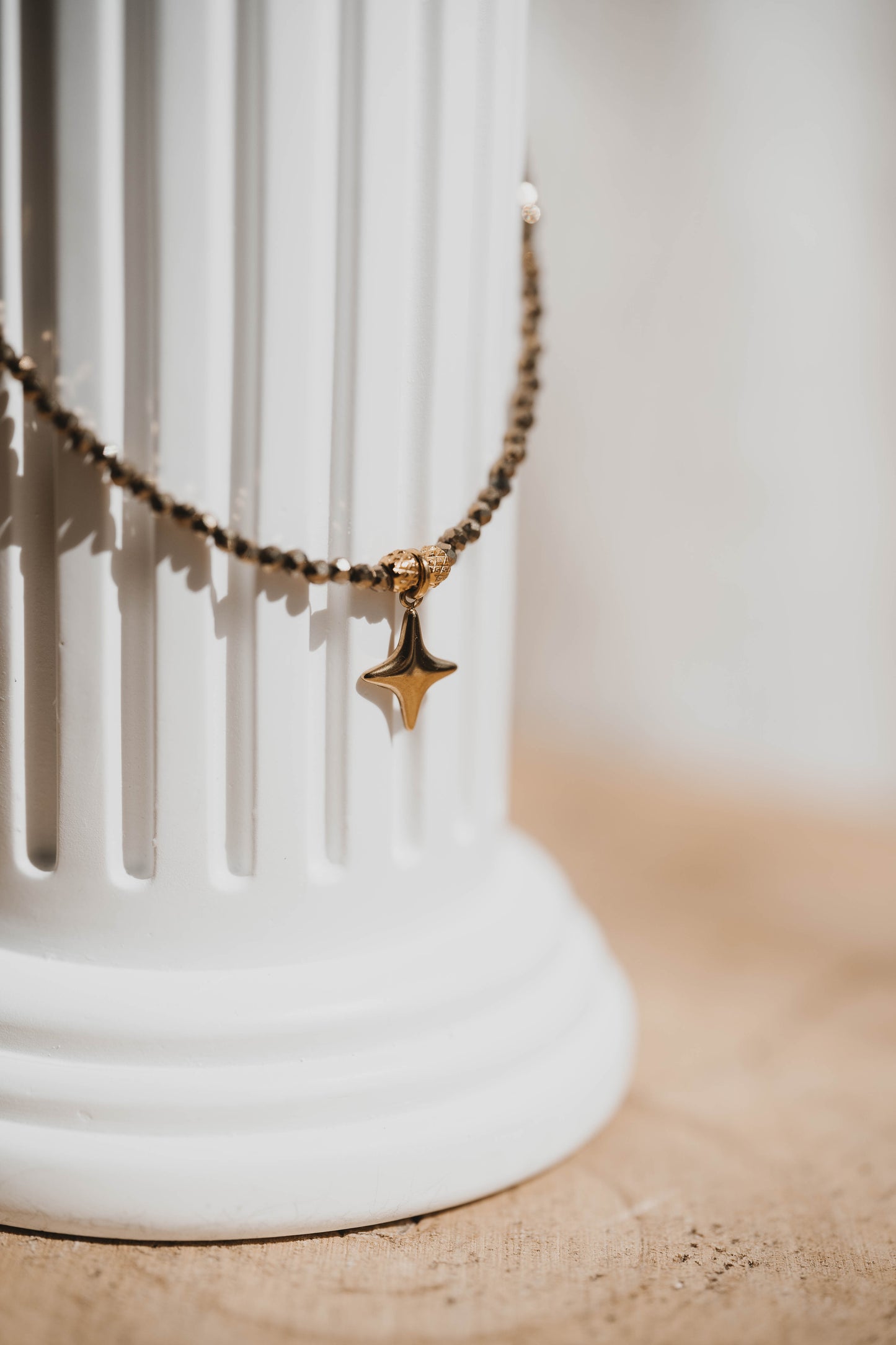 Palerme | Collier en acier inoxydable et pierres naturelles | Pyrite | Doré