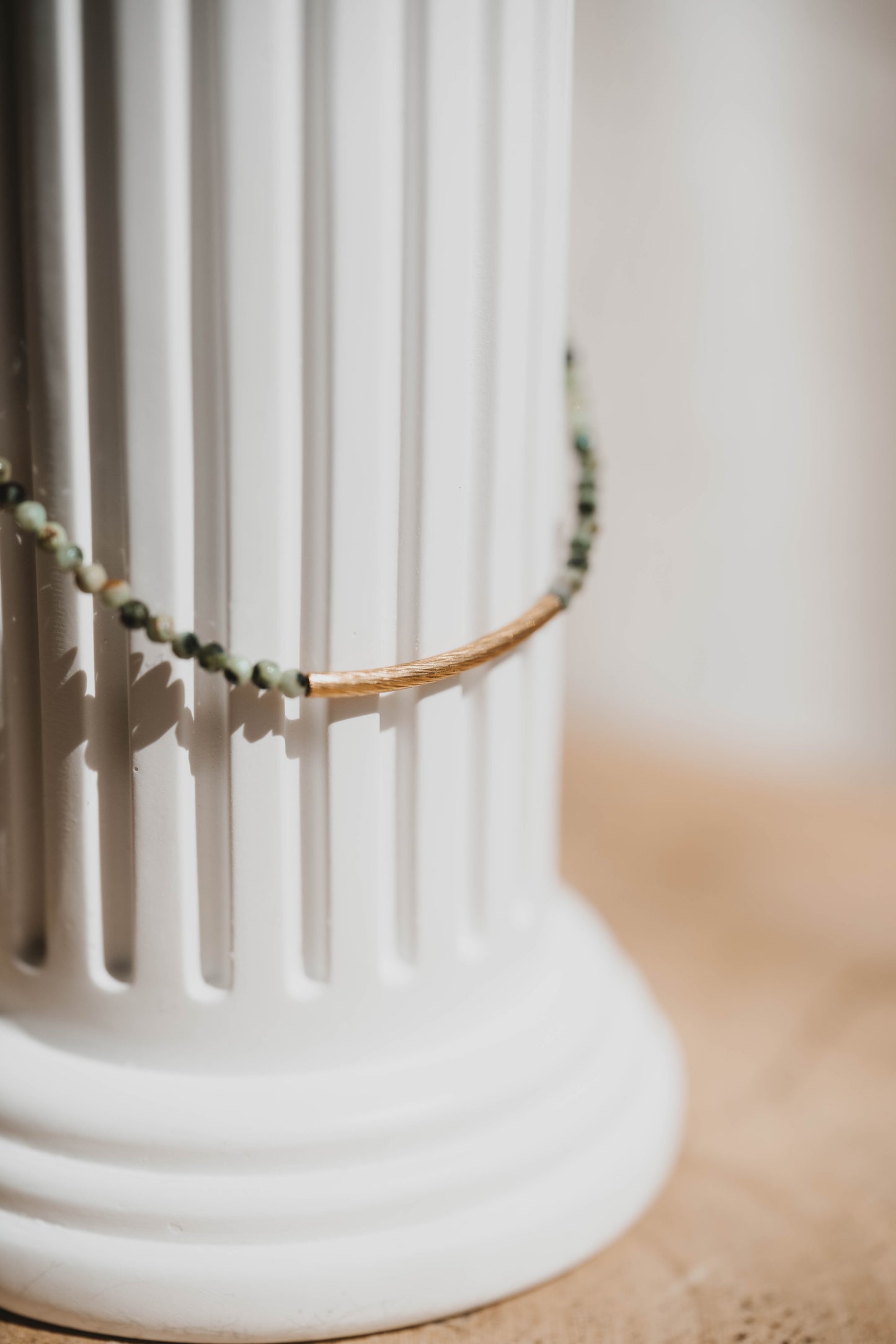 Oman | Collier en acier inoxydable et pierres naturelles | Turquoise Africaine | Doré