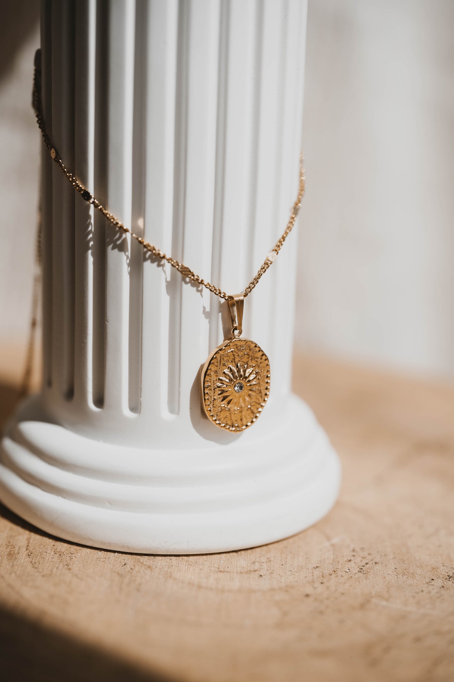 Atacama | Collier long en acier inoxydable | Doré