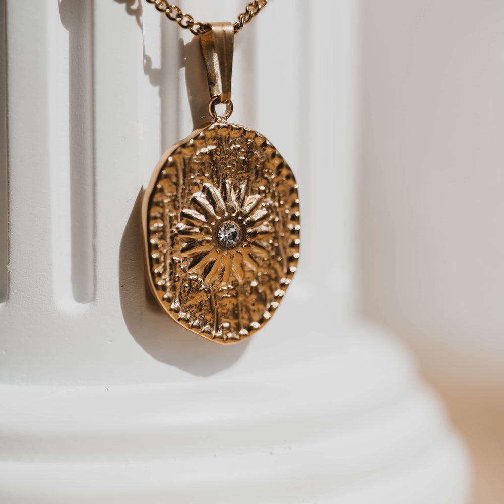 
                      
                        Atacama | Collier long en acier inoxydable | Doré
                      
                    