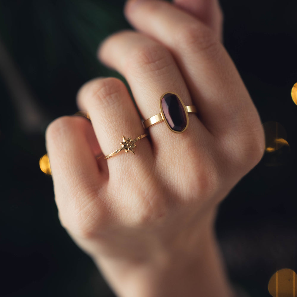 
                      
                        Sirius | Bague en acier inoxydable | Doré
                      
                    