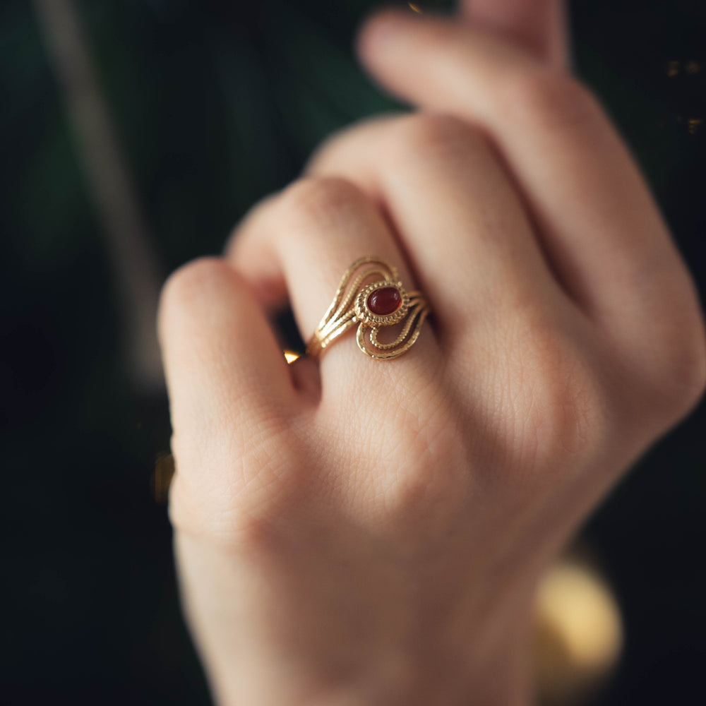 Playa del Carmen | Bague en acier inoxydable et pierre naturelle | Cornaline | Doré