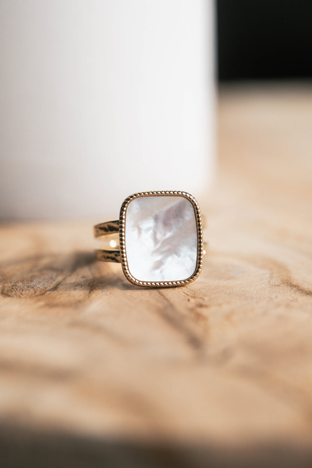 Modène | Bague en acier inoxydable et pierre naturelle | Nacre | Doré